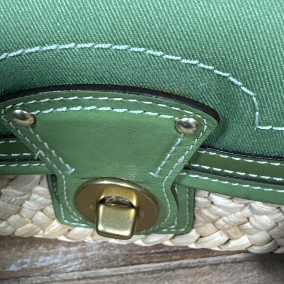Coach Straw Leather Green Wristlet Clutch With Turnlock And Chain - Picture 6 of 14